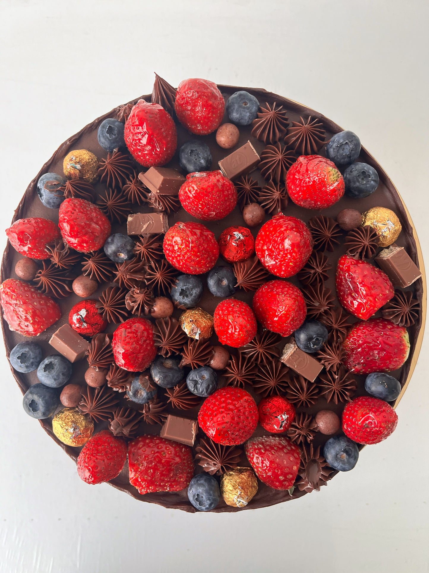strawberry blueberry cake
