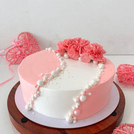 Elegant Pearl Cake